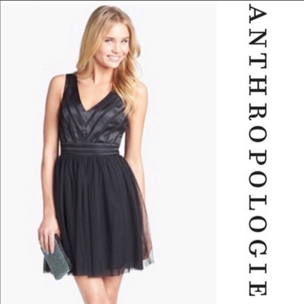 Anthropologie En Crème Black Cocktail Dress V Neck